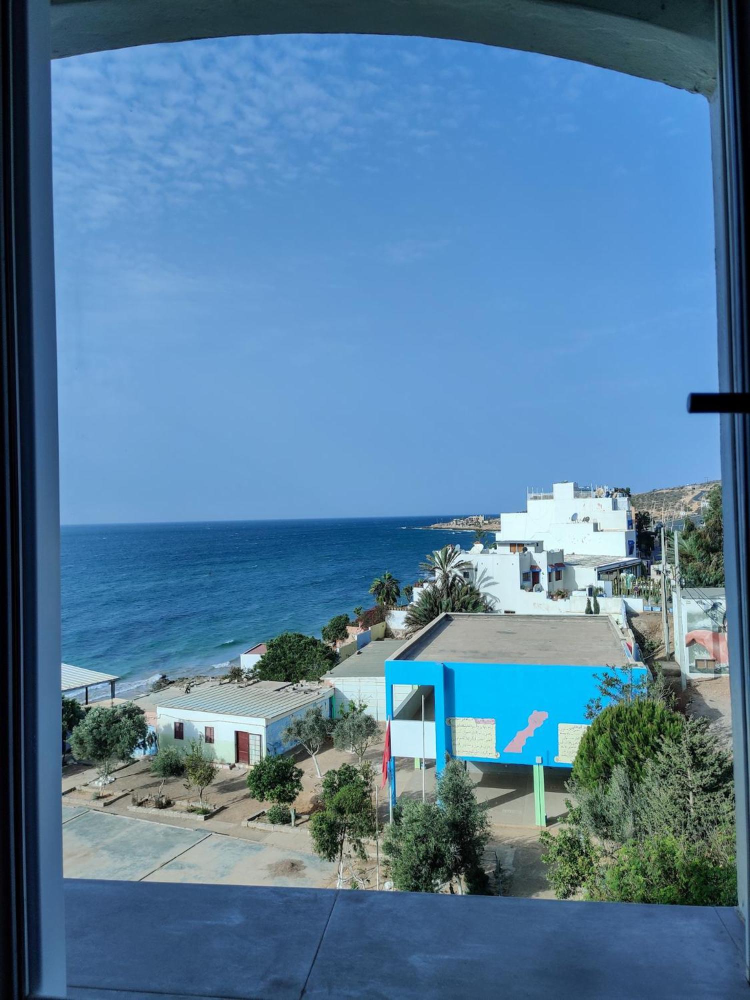 Locals Taghazout Surfcamp Hotel Exterior photo